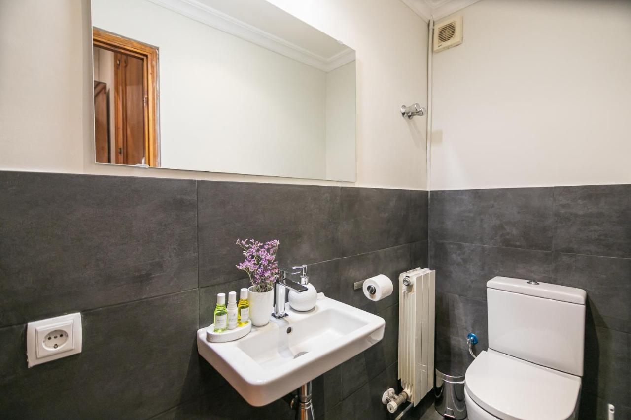 Avinyo 2 Gotic - Spacious Loft In Gothic Quarter! Барселона Екстер'єр фото