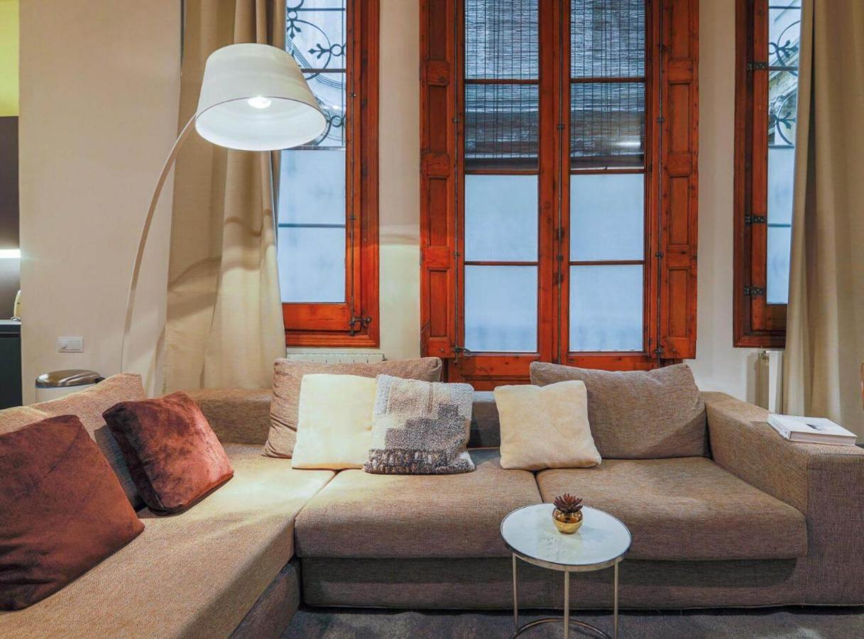 Avinyo 2 Gotic - Spacious Loft In Gothic Quarter! Барселона Екстер'єр фото